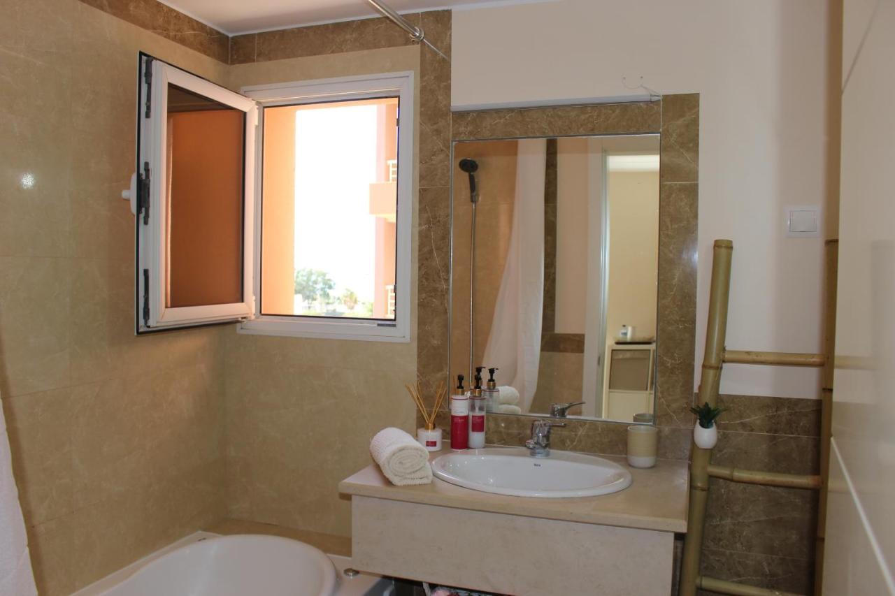 Harmony Apartment Портиман Екстериор снимка