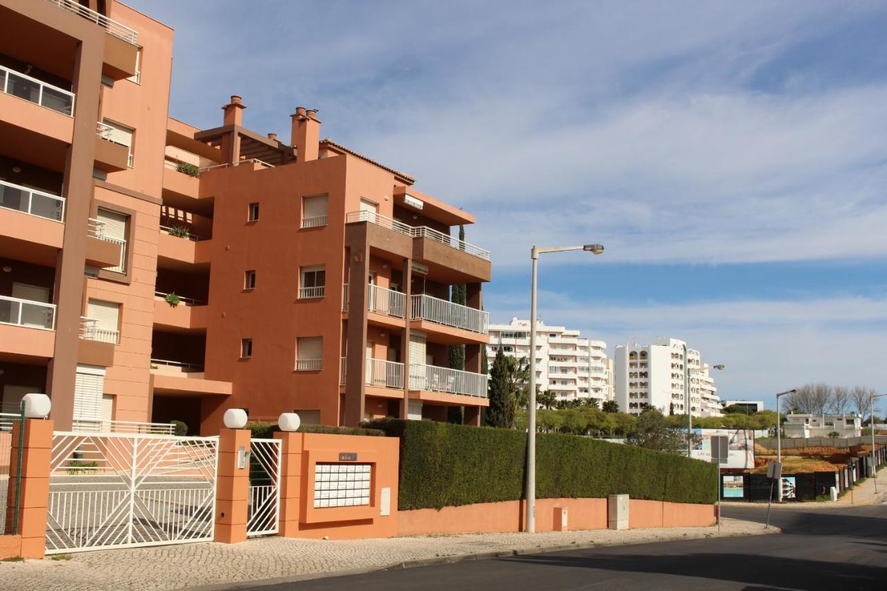 Harmony Apartment Портиман Екстериор снимка